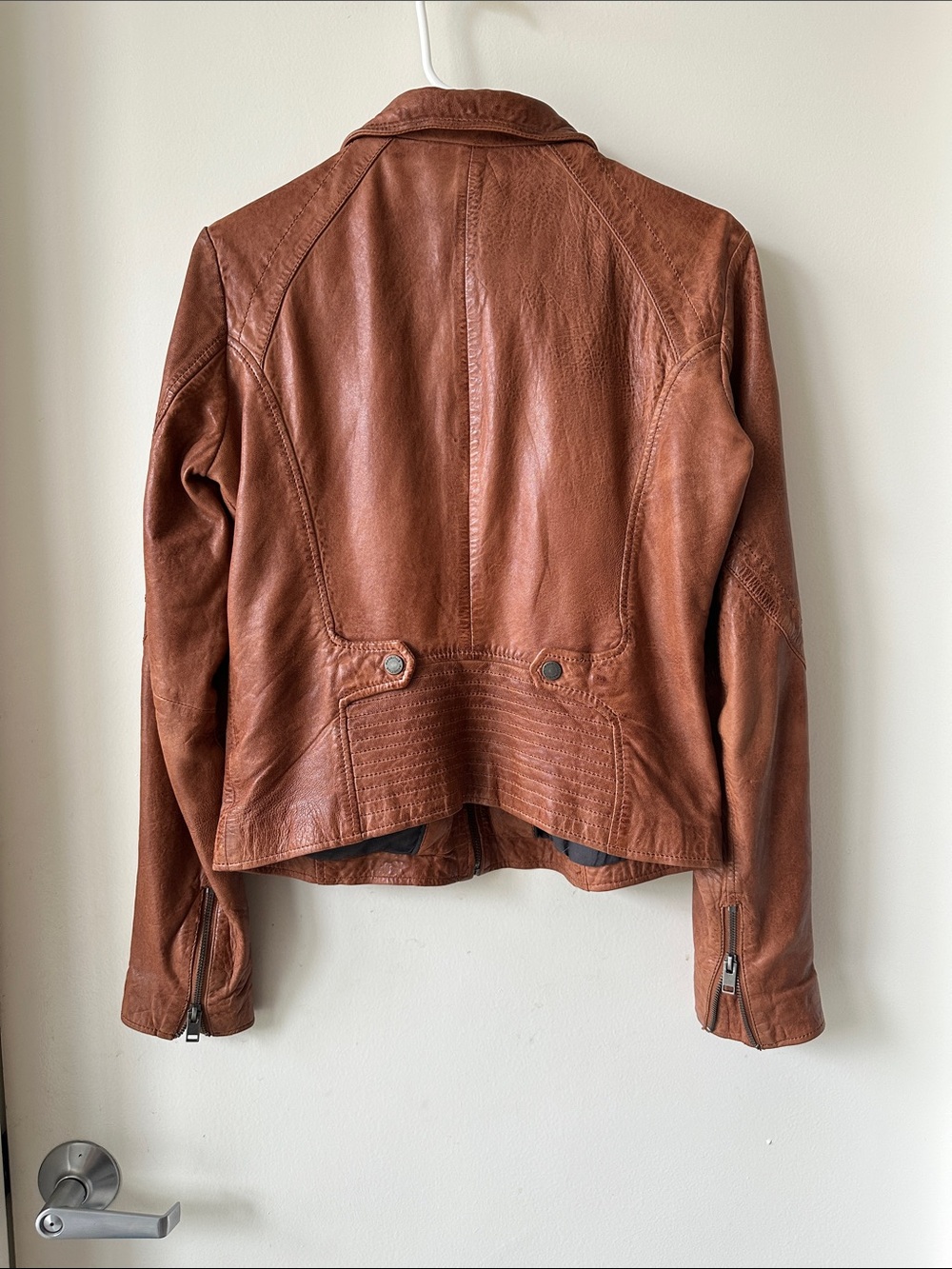 Mauritius Leather Jacket - Picture 6 of 6